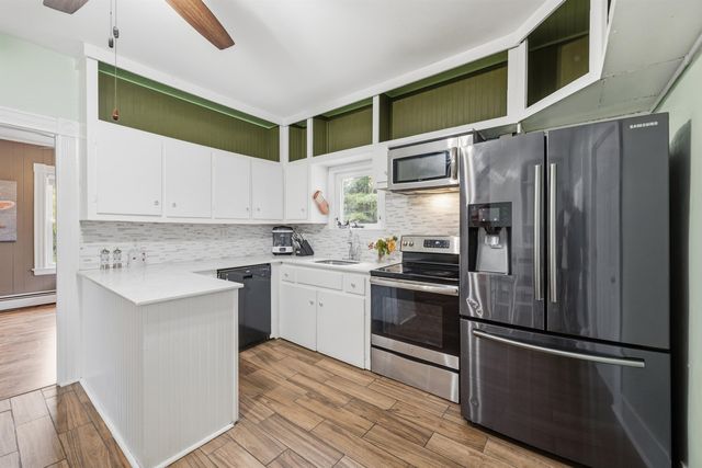 10 Brady Avenue, Salem, NH 03079