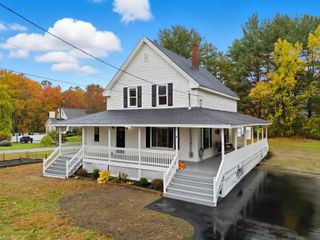 10 Brady Avenue, Salem, NH 03079