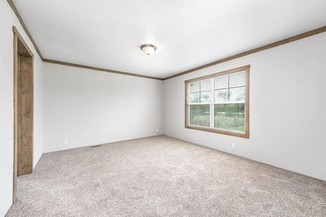 1005 County Road 643, Damon, TX 77430
