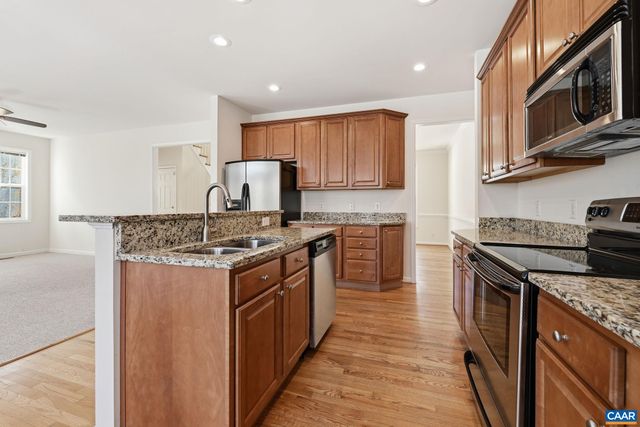 376 LAKE DR, Ruckersville, VA 22968