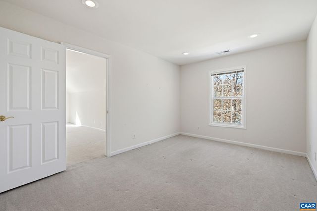 376 LAKE DR, Ruckersville, VA 22968