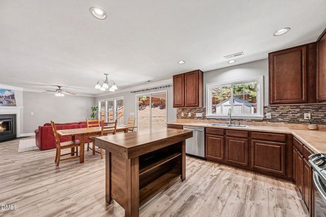 117 Oakchest Court, Durham, NC 27703