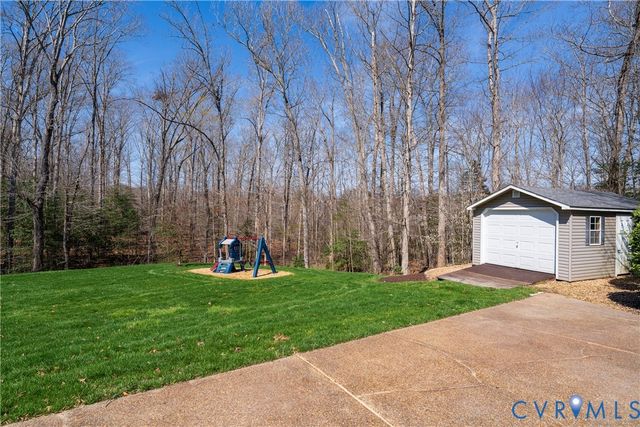 4111 Rockridge Pl, Chester, VA 23831