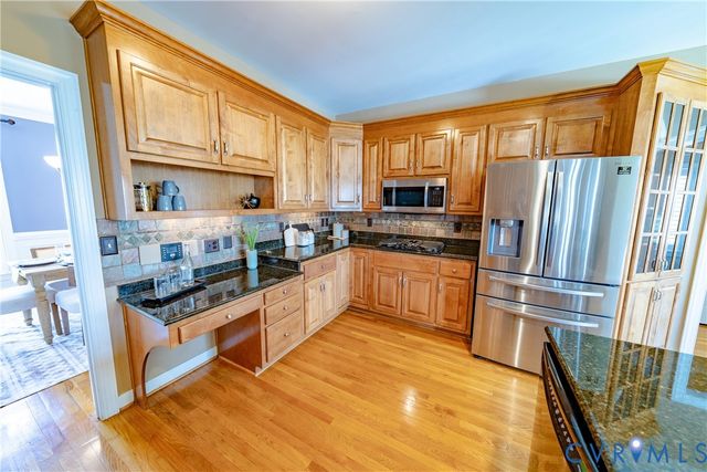 4111 Rockridge Pl, Chester, VA 23831