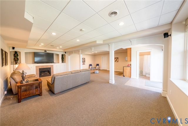 4111 Rockridge Pl, Chester, VA 23831