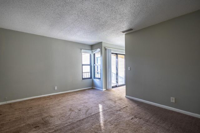 1640 Shaker Circle, Wellington, FL 33414