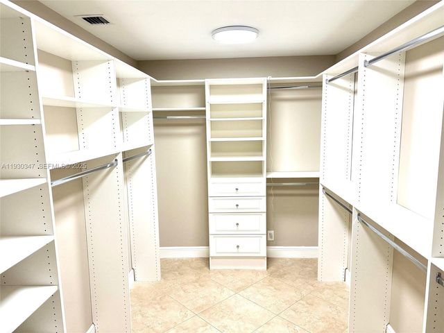 360 NW 53rd St 360, Boca Raton, FL 33487