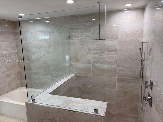 360 NW 53rd St 360, Boca Raton, FL 33487