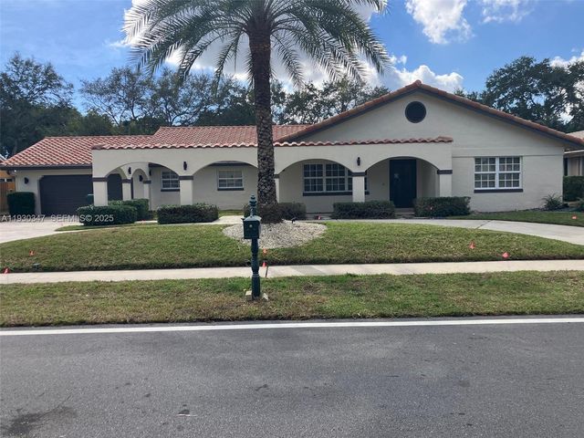 360 NW 53rd St 360, Boca Raton, FL 33487