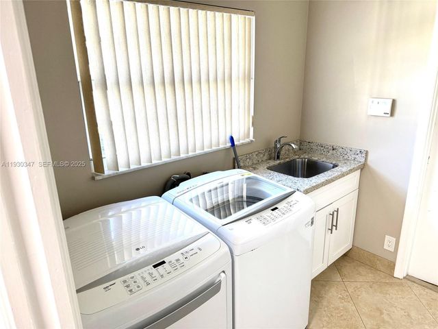 360 NW 53rd St 360, Boca Raton, FL 33487