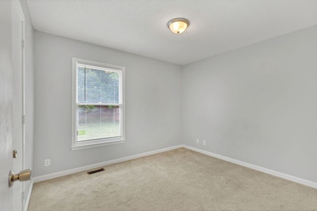 2809 Teakwood Dr, Clarksville, TN 37040