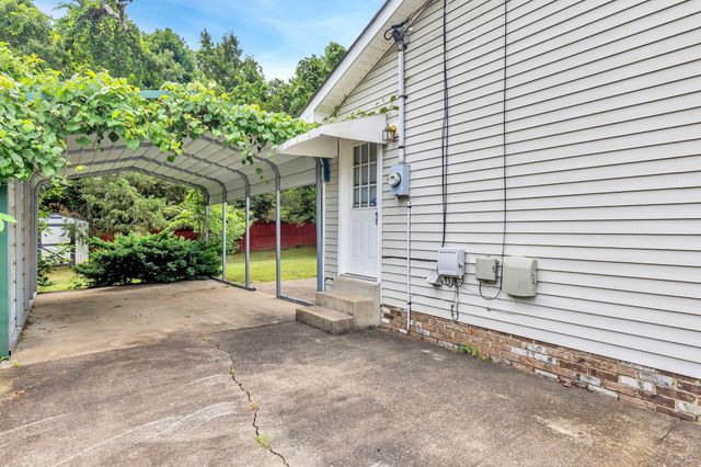 2809 Teakwood Dr, Clarksville, TN 37040