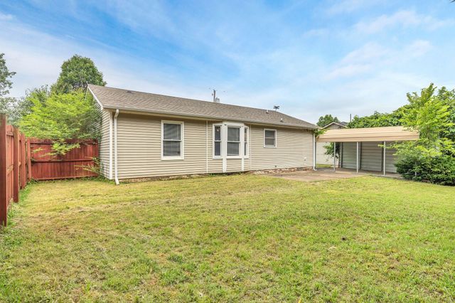 2809 Teakwood Dr, Clarksville, TN 37040