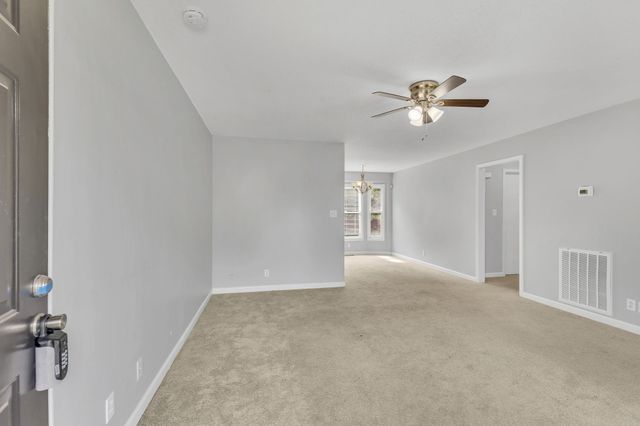 2809 Teakwood Dr, Clarksville, TN 37040