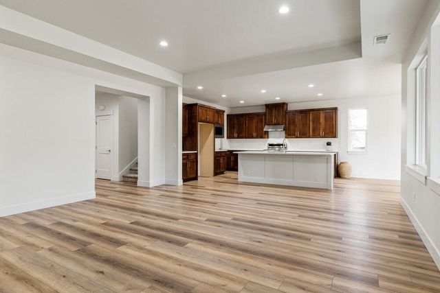 1217 Vine Maple Drive, Klamath Falls, OR 97601