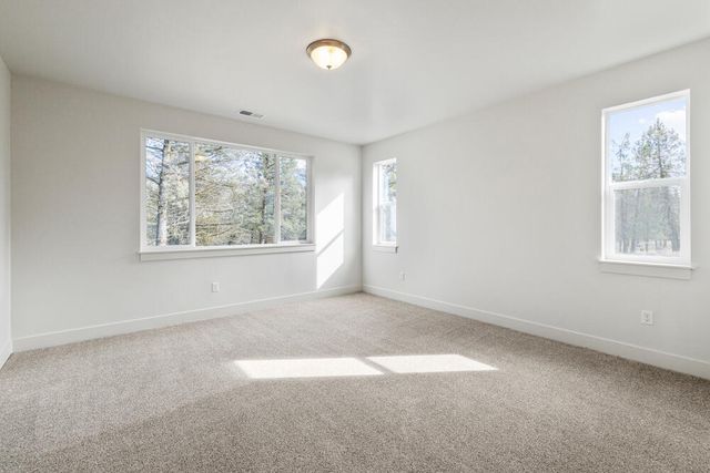 1217 Vine Maple Drive, Klamath Falls, OR 97601