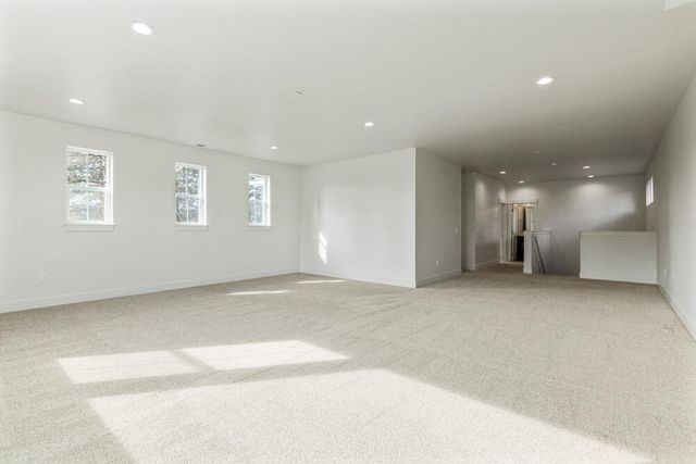 1217 Vine Maple Drive, Klamath Falls, OR 97601