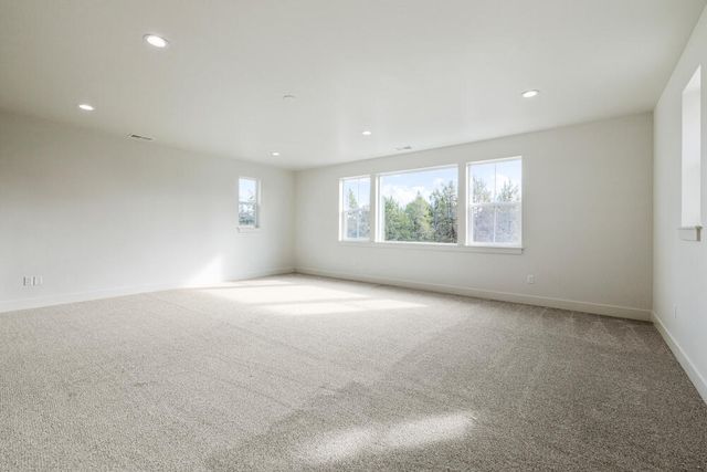 1217 Vine Maple Drive, Klamath Falls, OR 97601