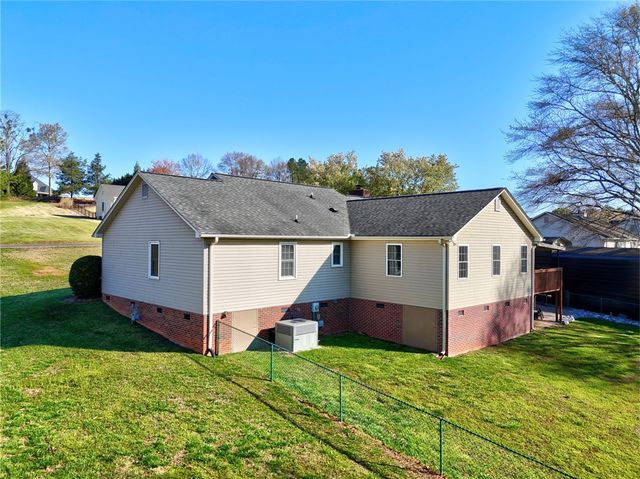 1024 Old Mill Road, Easley, SC 29642