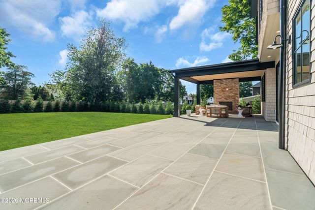60 Church Street, Fair Haven, NJ 07704