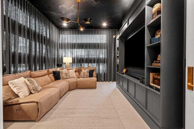 401 NE 2nd Street, Boca Raton, FL 33432