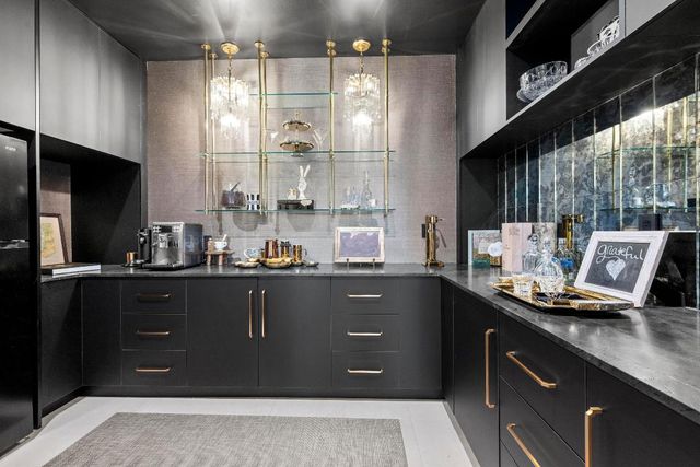 401 NE 2nd Street, Boca Raton, FL 33432