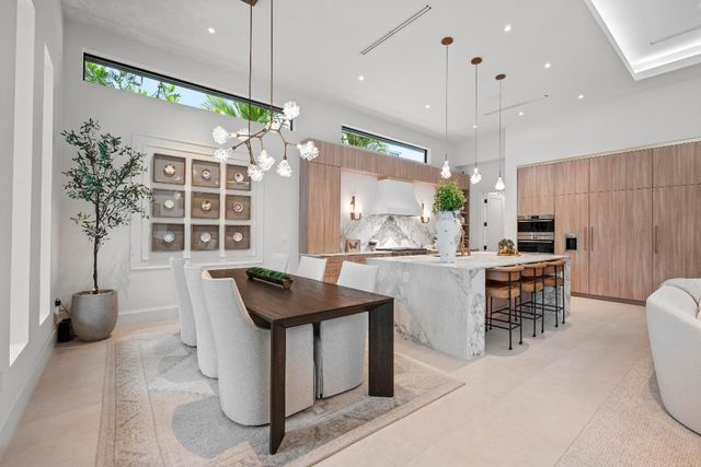 401 NE 2nd Street, Boca Raton, FL 33432