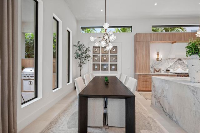 401 NE 2nd Street, Boca Raton, FL 33432