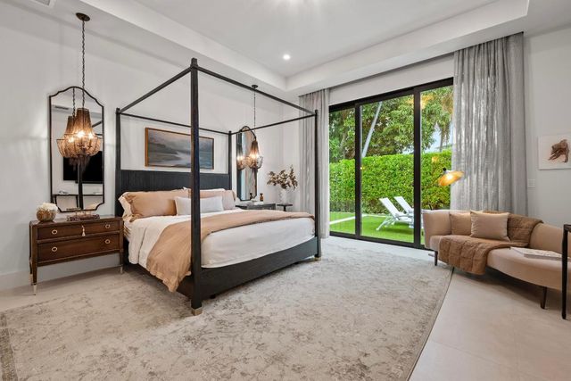 401 NE 2nd Street, Boca Raton, FL 33432