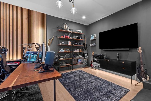 401 NE 2nd Street, Boca Raton, FL 33432