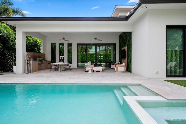 401 NE 2nd Street, Boca Raton, FL 33432