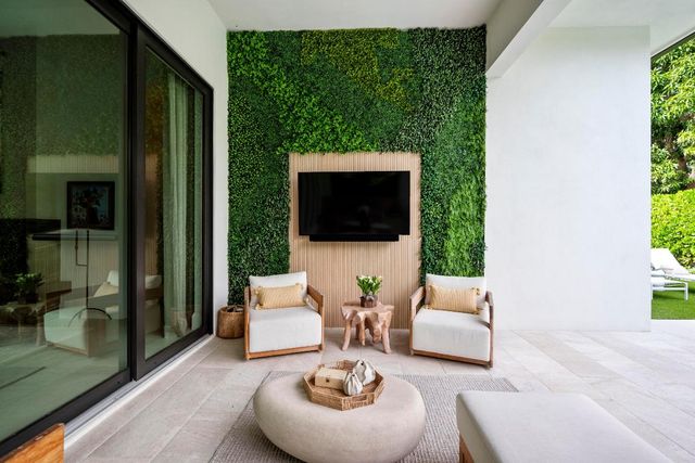 401 NE 2nd Street, Boca Raton, FL 33432