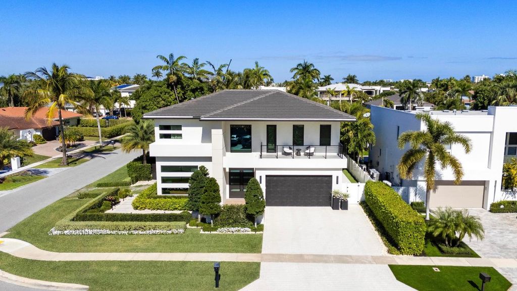 401 NE 2nd Street, Boca Raton, FL 33432