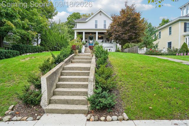 319 E Commerce Street, Milford Village, MI 48381