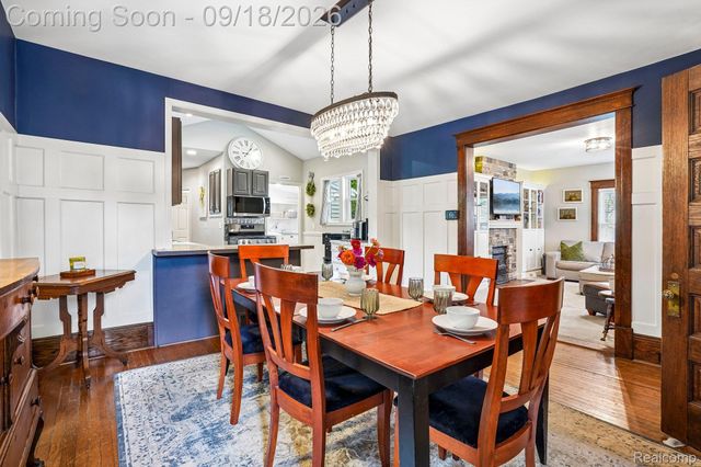319 E Commerce Street, Milford Village, MI 48381