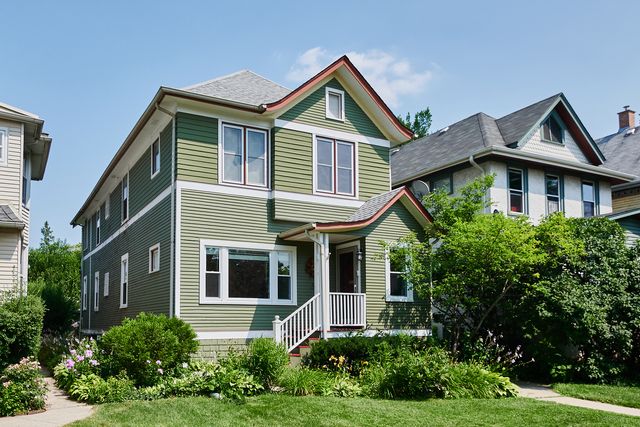 526 N Lombard Avenue, Oak Park, IL 60302