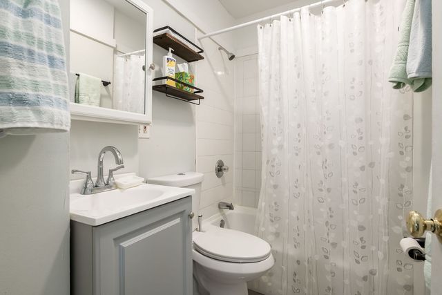 526 N Lombard Avenue, Oak Park, IL 60302