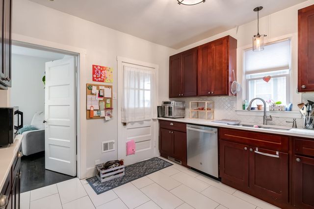 526 N Lombard Avenue, Oak Park, IL 60302