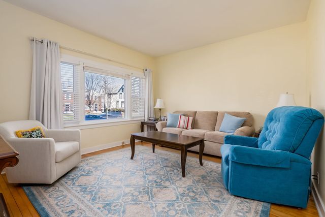 526 N Lombard Avenue, Oak Park, IL 60302