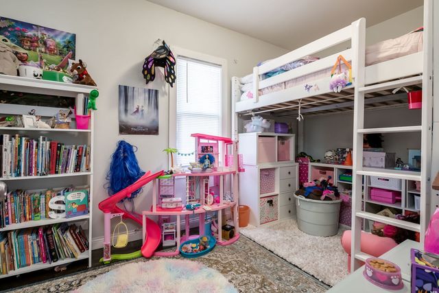 526 N Lombard Avenue, Oak Park, IL 60302