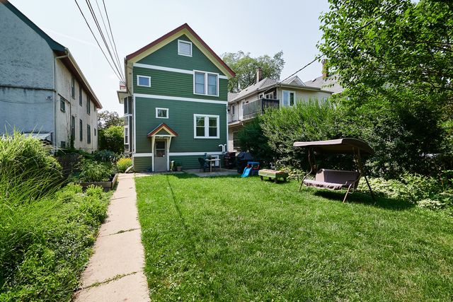 526 N Lombard Avenue, Oak Park, IL 60302