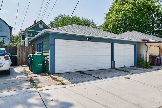 526 N Lombard Avenue, Oak Park, IL 60302