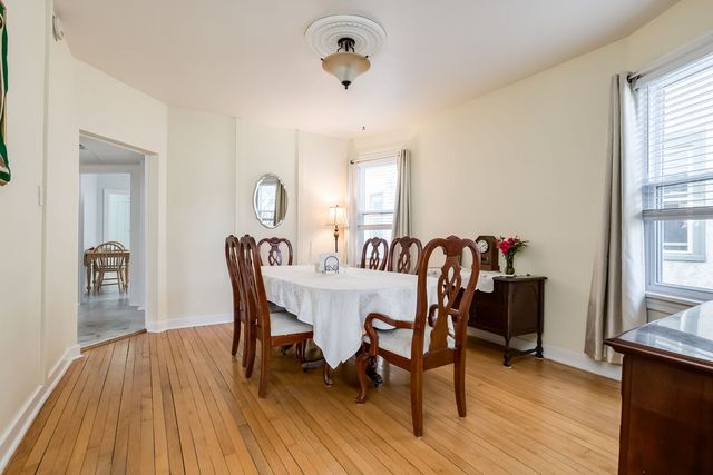 526 N Lombard Avenue, Oak Park, IL 60302