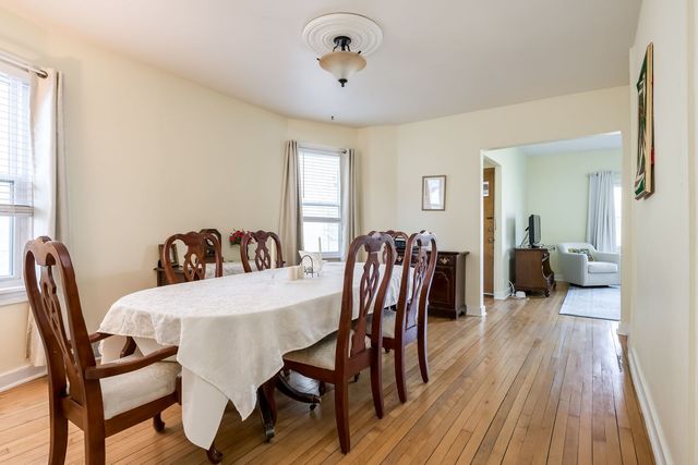 526 N Lombard Avenue, Oak Park, IL 60302