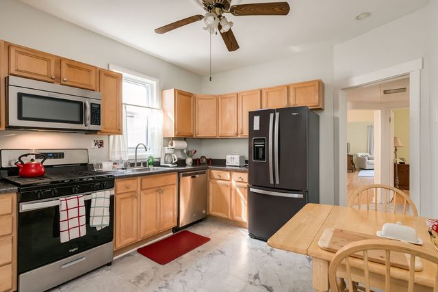 526 N Lombard Avenue, Oak Park, IL 60302