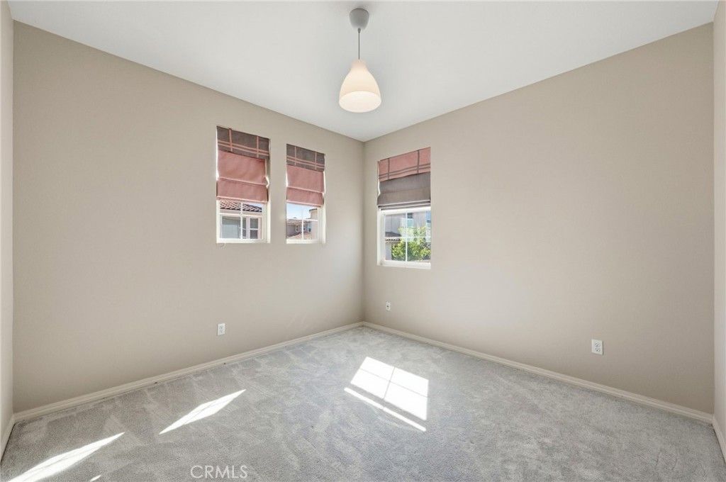 Image 16 of property listing at 24208 Via Perla, Valencia, CA 91354