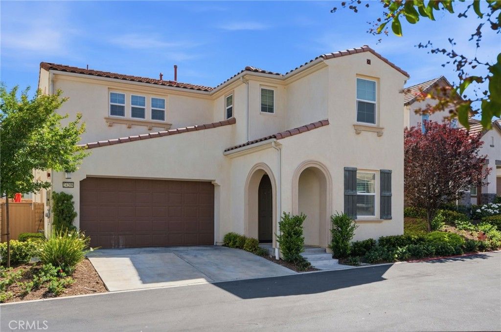 Image 2 of property listing at 24208 Via Perla, Valencia, CA 91354