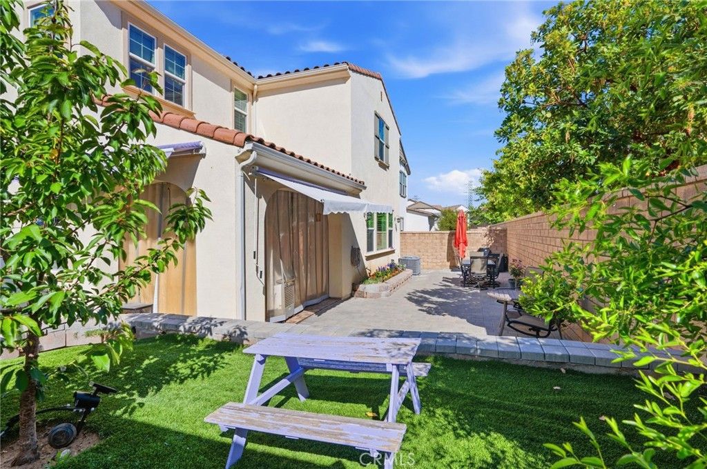 Image 29 of property listing at 24208 Via Perla, Valencia, CA 91354