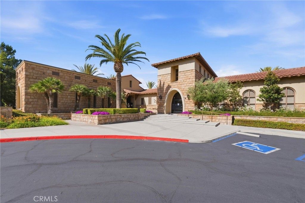 Image 33 of property listing at 24208 Via Perla, Valencia, CA 91354