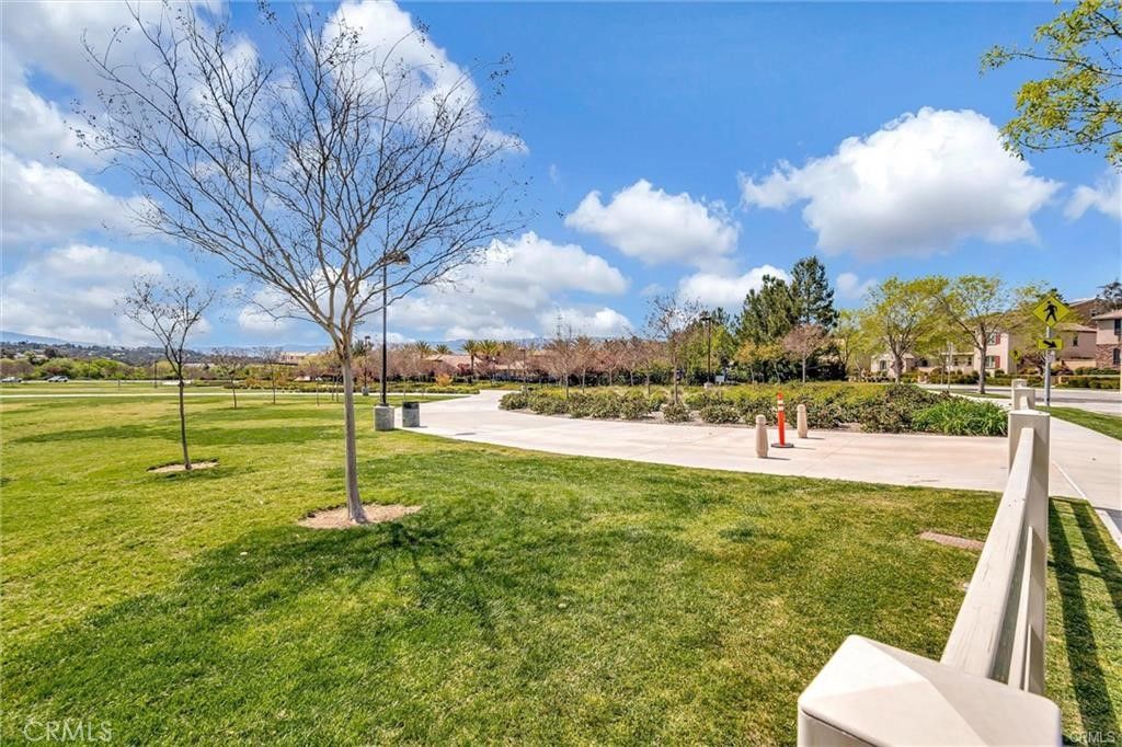 Image 47 of property listing at 24208 Via Perla, Valencia, CA 91354